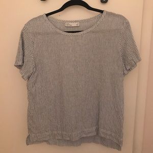 Grab a linen top - white and blue stripe - size M